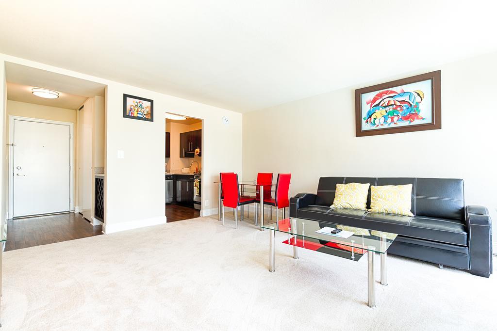 Ray W. Suites * Washington
