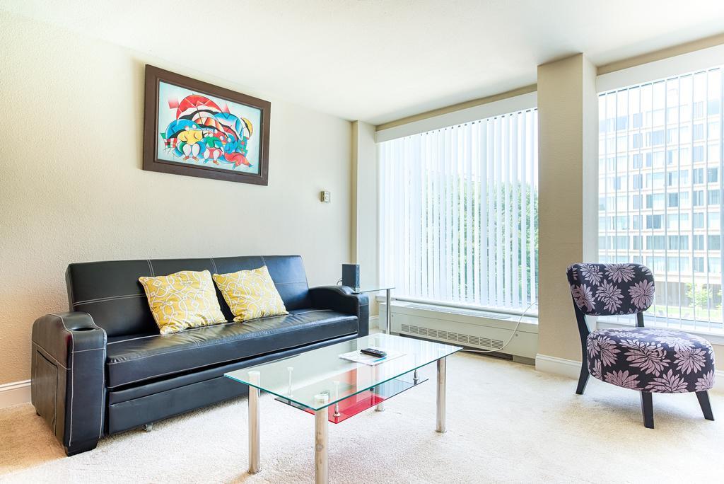 Ray W. Suites